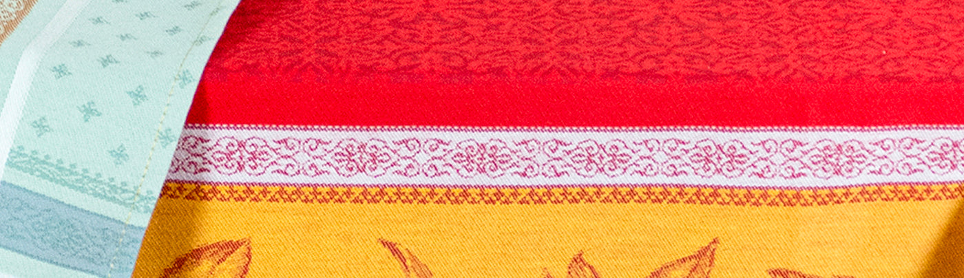 南仏直輸入　テーブルクロス、エプロン、マット、パンカゴ、手作りドール&教会 南フランスのオシャレなコットンテーブルクロス - フランス雑貨